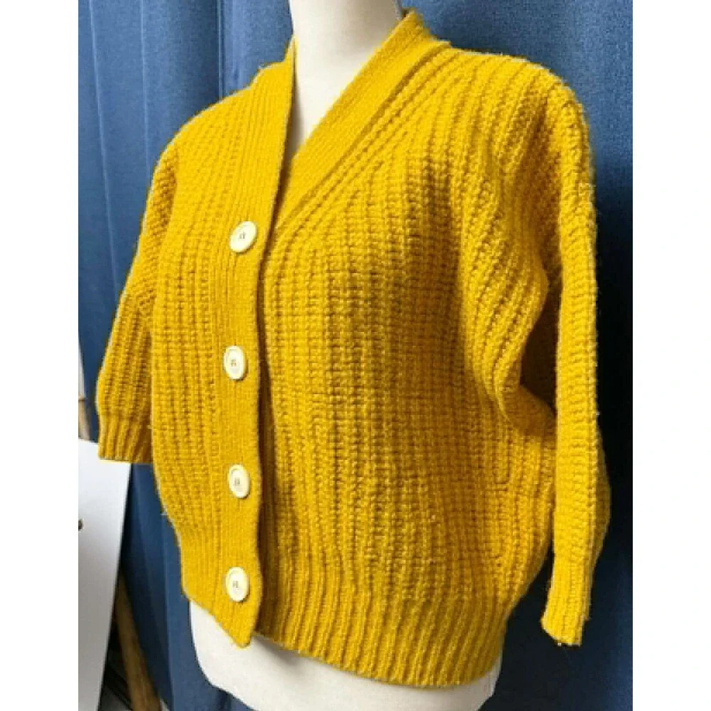 babaa Cardigan No. 19 Mini in the shade Ochre 100% Eco Wool OS One Size Gold Hue